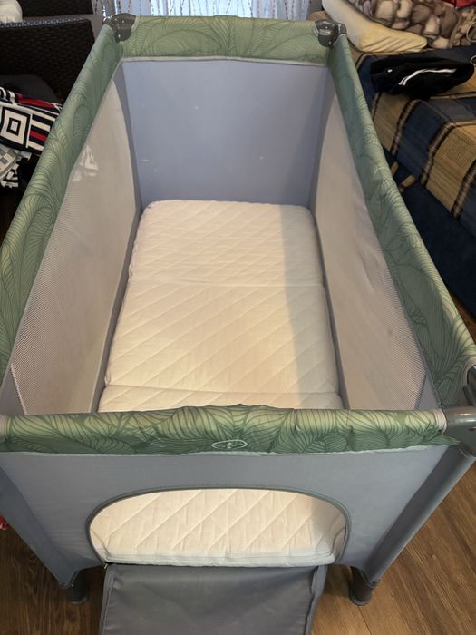 Pat pliabil Momi, cu saltea si husa