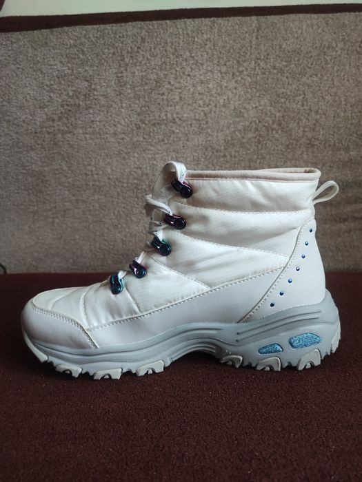 Ботинки Skechers новые