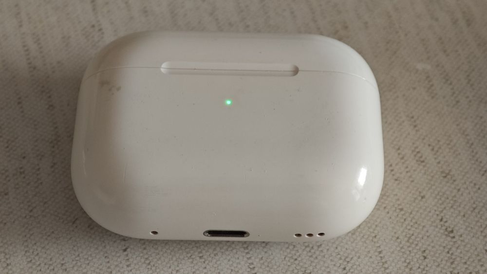 AirPods Pro 2
Serial Number: K73R9XHY49