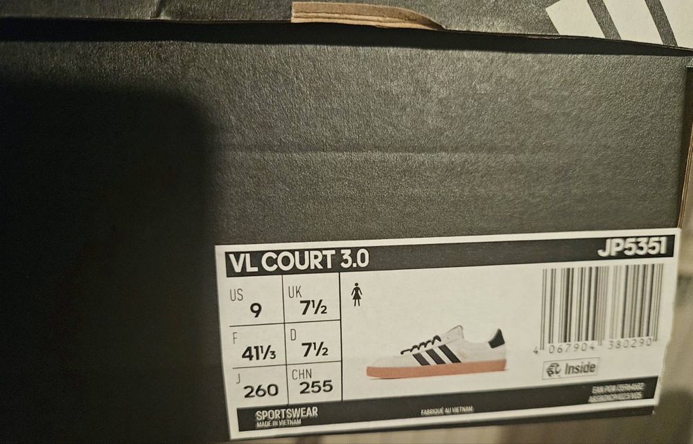 Adidas VL court