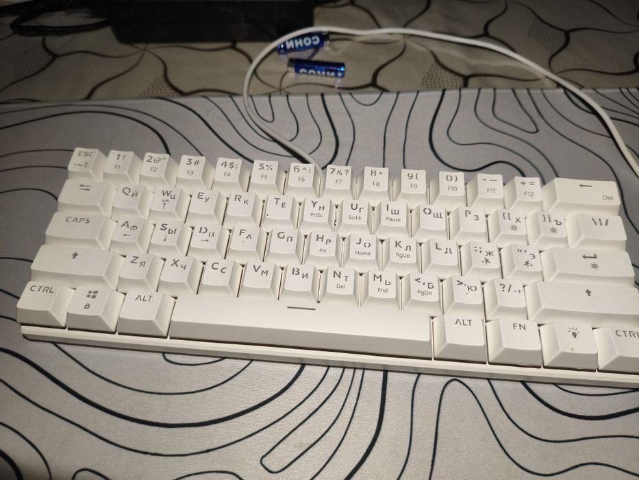 Zifriend bd 61 yangi aybi yoq switchlari ham bor zapasnoy+karobga bot