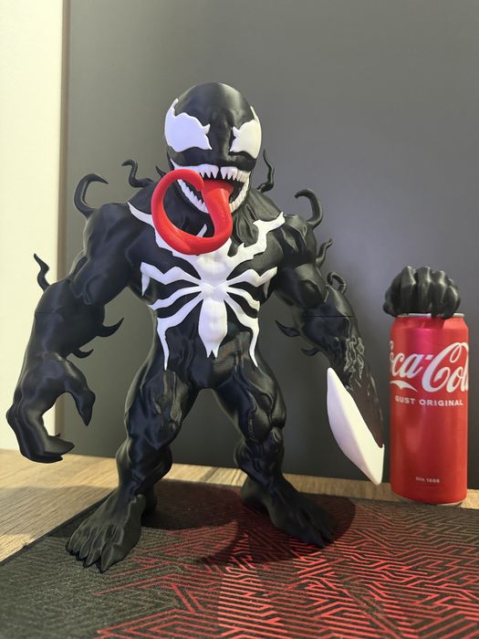 Figurina Venom (cu mana interschimbabila)