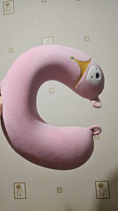 Подушка для самолета