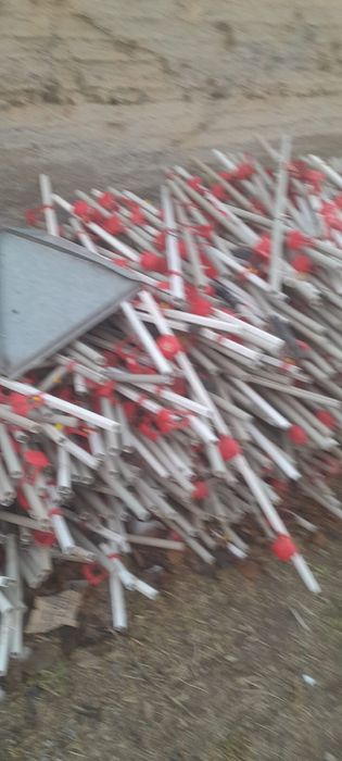 Поилки для куреи!