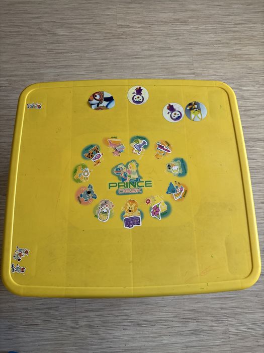 Столик со стульями Haenim Toy