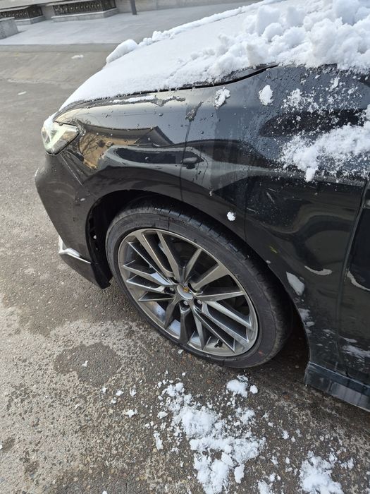 Tayota camry 2 litrli hybrid