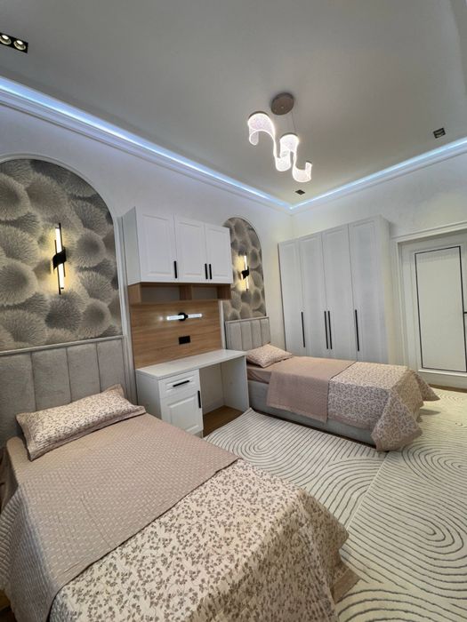Golden cityda 3 xona bezgluxoy kvartira sotiladi