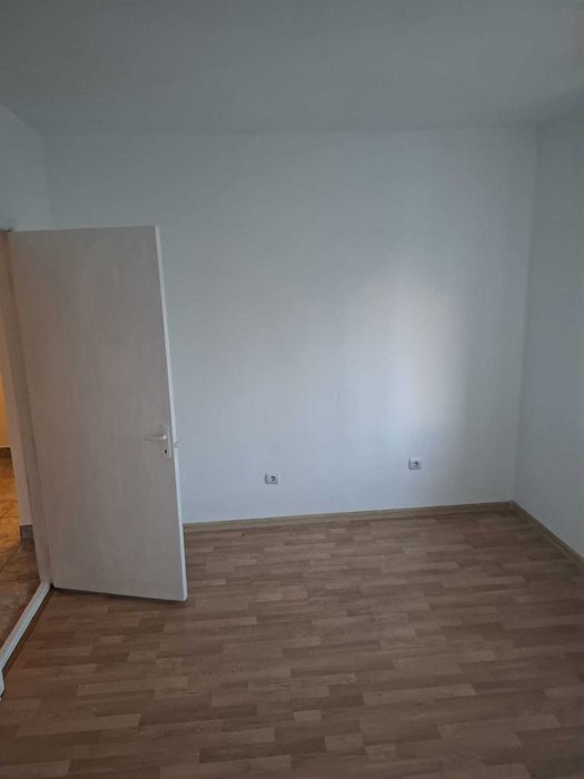 Garsoniera de vanzare strada Lanariei Pitesti Arges