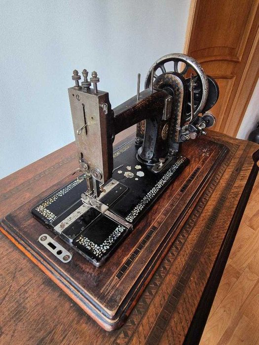 FRATI KEPICH masina de cusut antica
