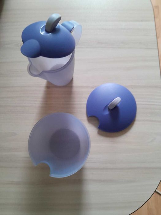 Комплект захарница и каничка за мляко Tupperware