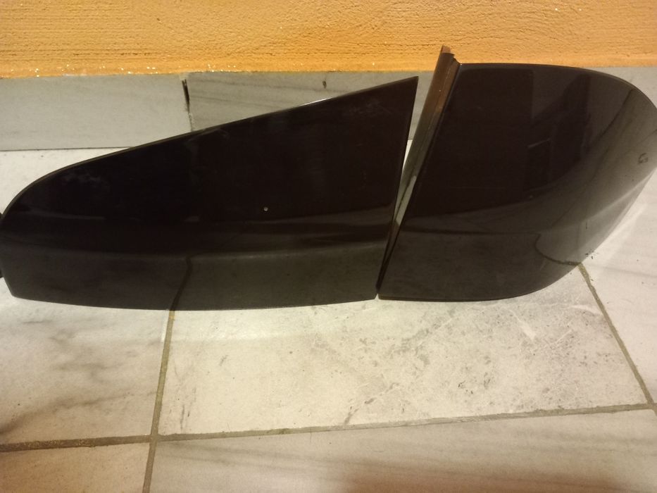 Vînd stopuri ford s-max fumuri