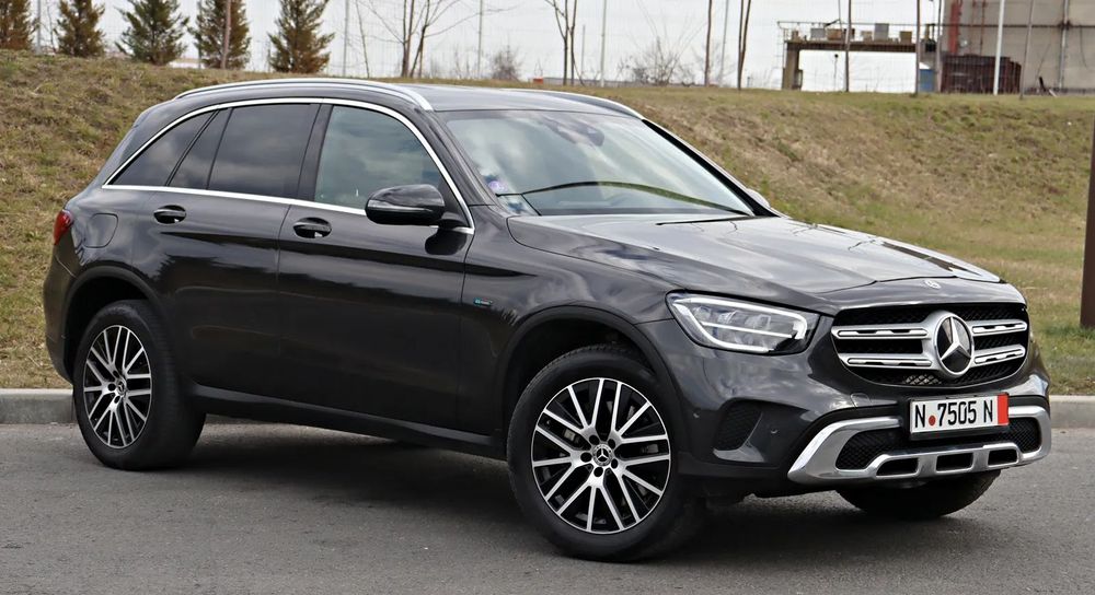 Mercedes-Benz GLC 2022 / 320 CP / 4 MATIC / Facelift / Incalzire/Burmester/Full LED