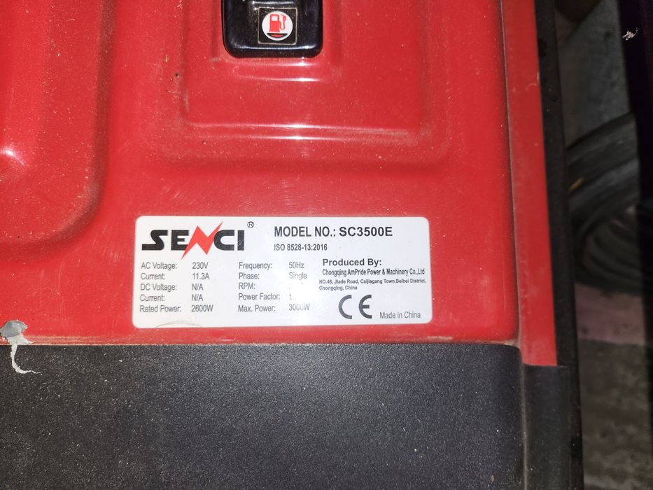 Vând generator benzina  SENCI