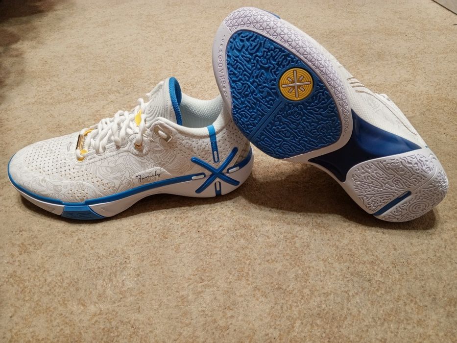 Новые мега кроссы Li Ning, 45 -46 размер