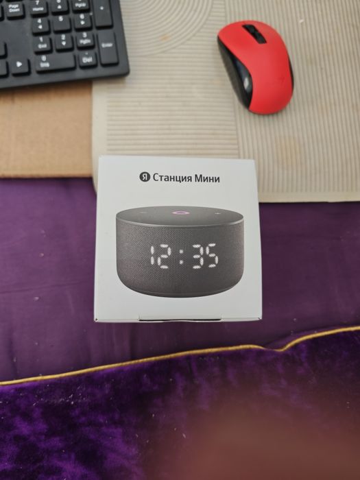 Продается яндекс станция 3