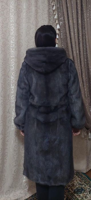 Норковая шуба/размер 46-48/