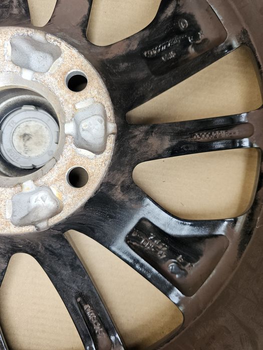 JanteAliaj 17'5x114,3RenaultLaguna,Latitude,Megane3,Fluence,NissanQashqai