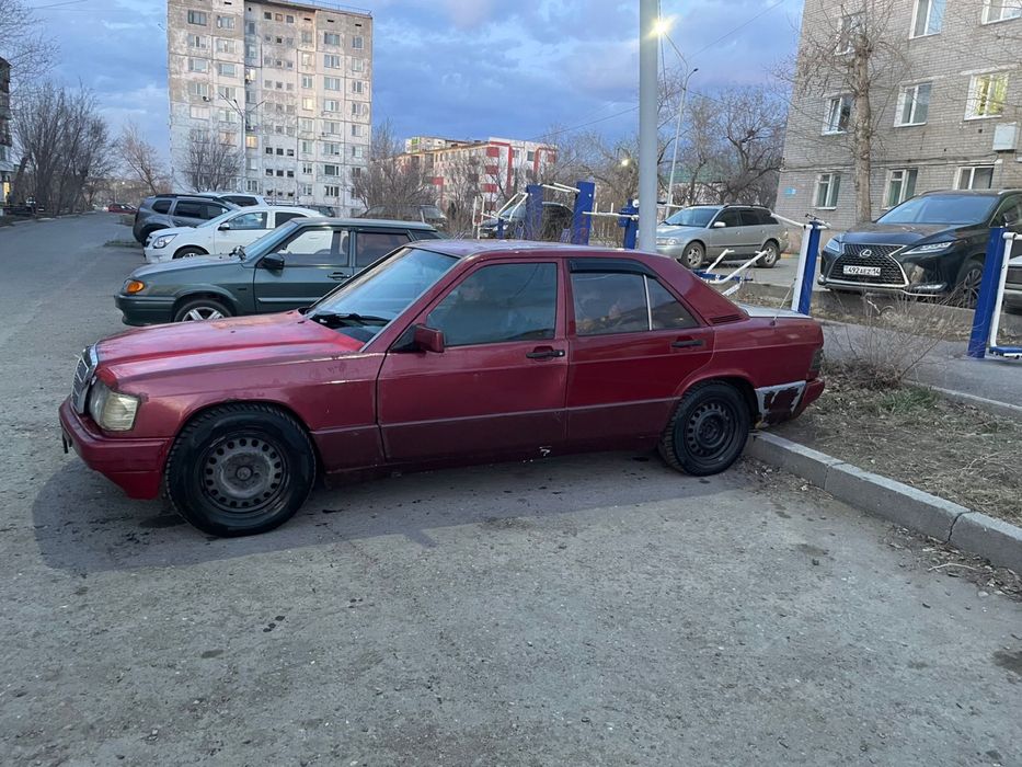 Продам мерседес е190