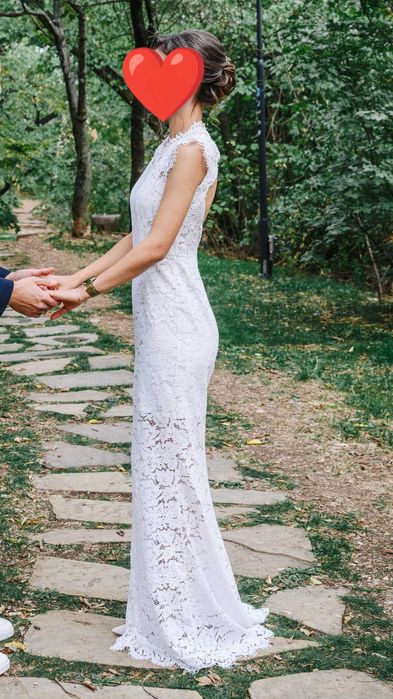 Дълга булчинска рокля