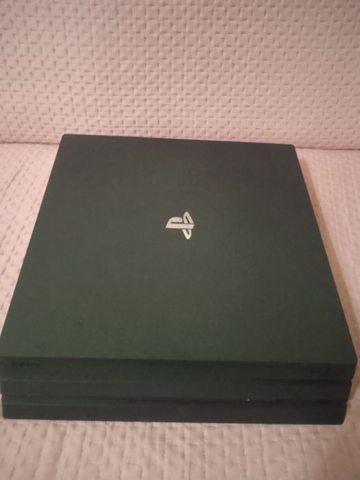 Плейстейшен 4 про