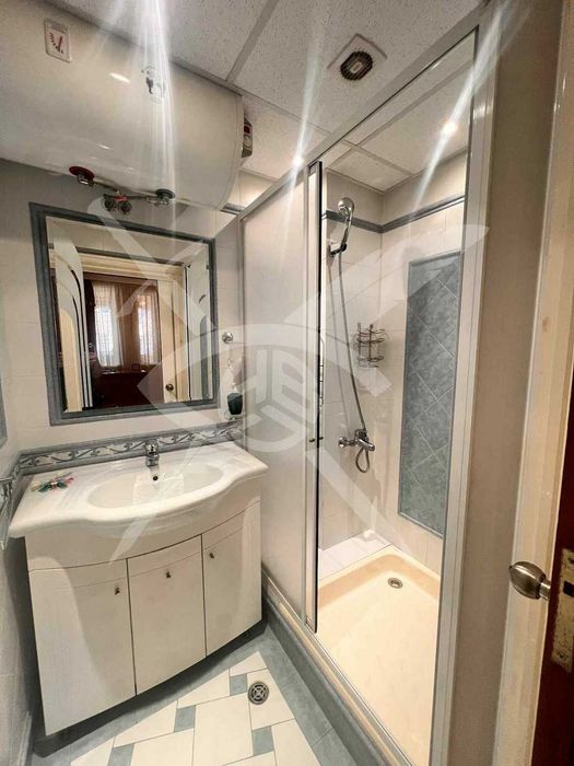 Многостаен апартамент - Лятно кино Тракия - 178086