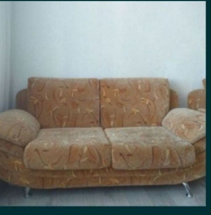 Продаю два дивана.Мягкий уголок 3 и 2