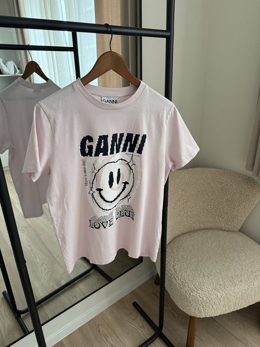 GANNI “Love club” розова тениска