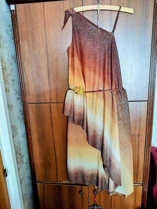 Vand rochie eleganta de ocazie,mar 44-46