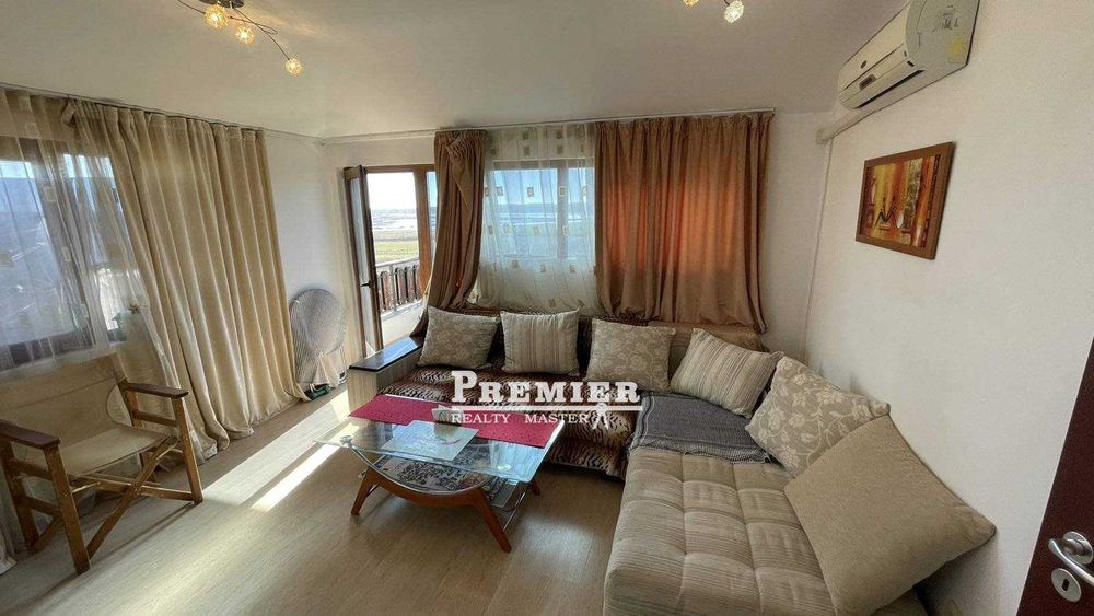 Предлагаме за продажба  тристаен апартамент в района на Чолакова чешма