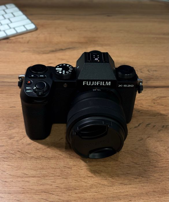 Fujifilm X-S20 kit XC 15-45mm