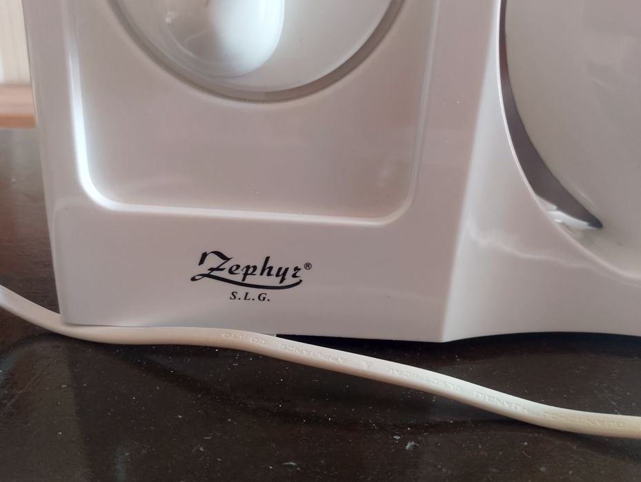 Електрически нож ZEPHYR Z