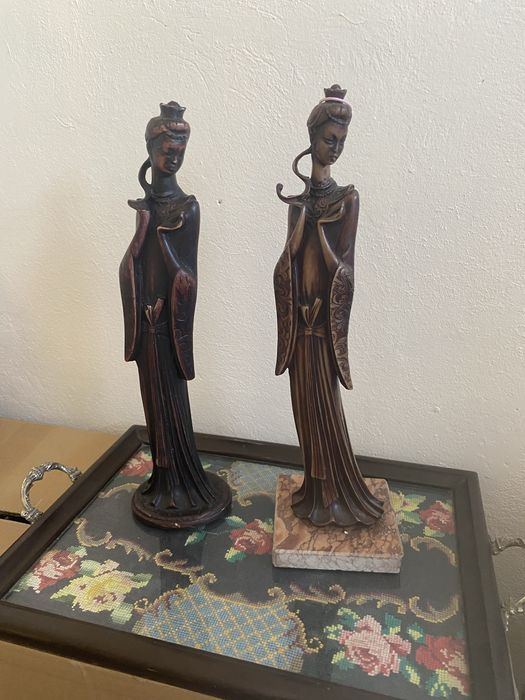 Statuiete vechi (rasina )
