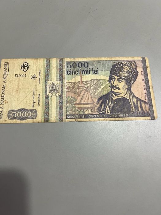 Bancnote 5000 lei si una suta lei