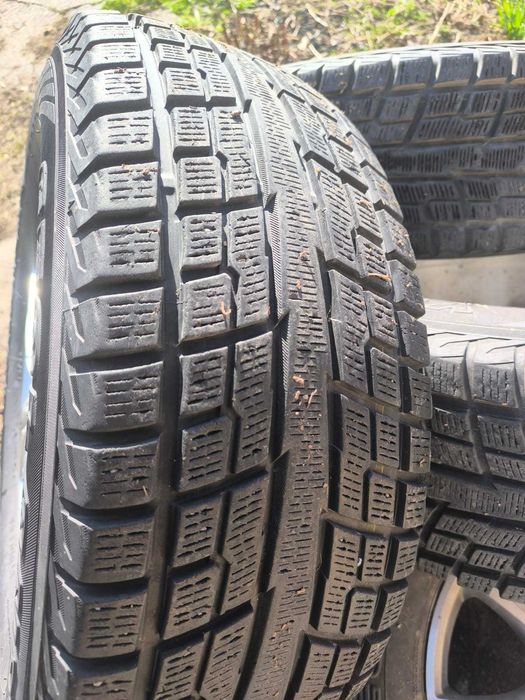 Резина с дисками YOKOHAMA 265/70/R17