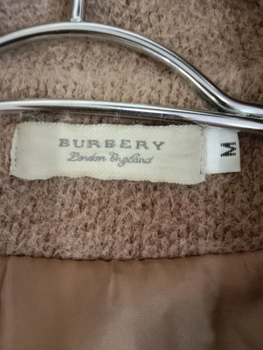 Продам верхнюю одежду.