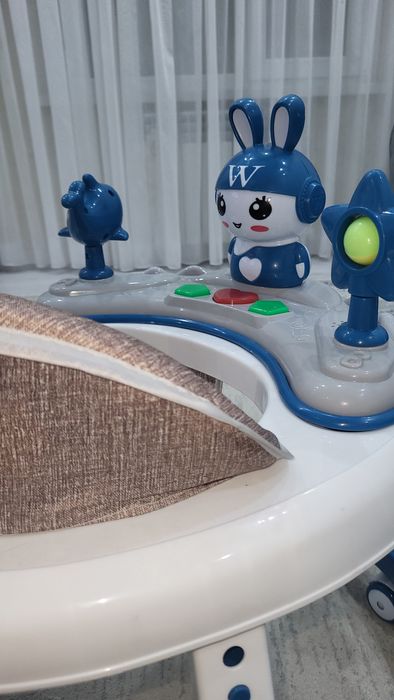 Ходунок детский почти новый