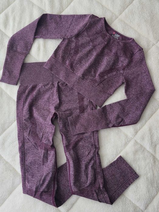 Спортен сет 3 цвята – оформящ клин + блузка