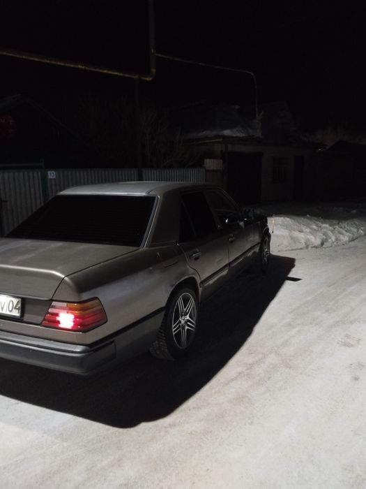 Мерседес 124  10/10