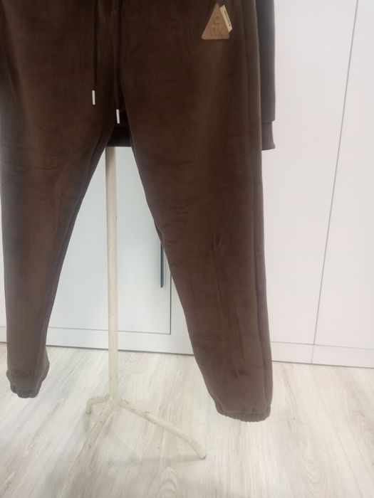 Продам мужское костюм