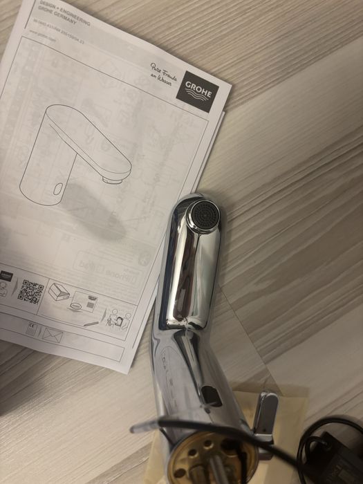 Baterie Lavoar cu infrarosu Grohe