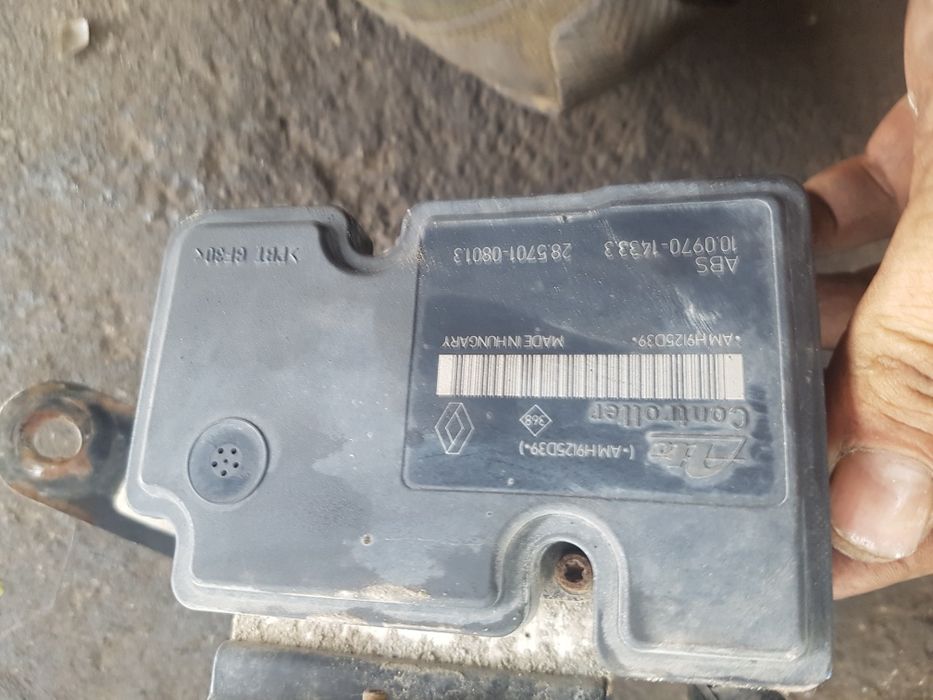 Врати и капаци броня за рено туйнго 2009г