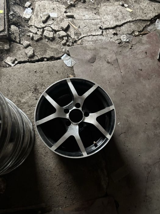 Продам диски штучно