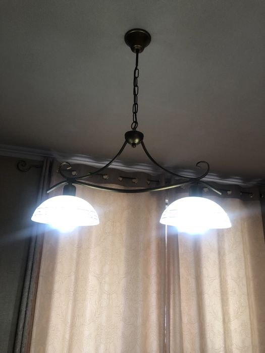 Комплект люстра и бра