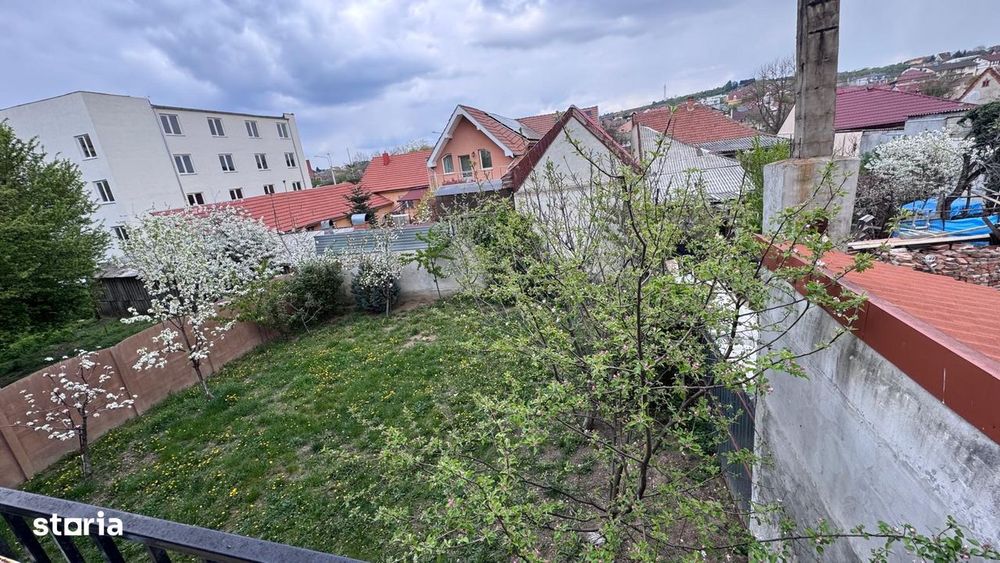 Apartament 3 cam de închiriat, cart. Rogerius