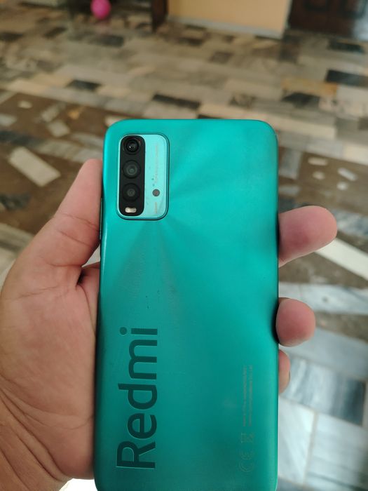 Продаю телефон redmi 9t на 64 Гб всё работает
