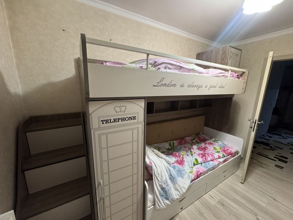 Продам шкаф-кровать со вторым ярусом без низа