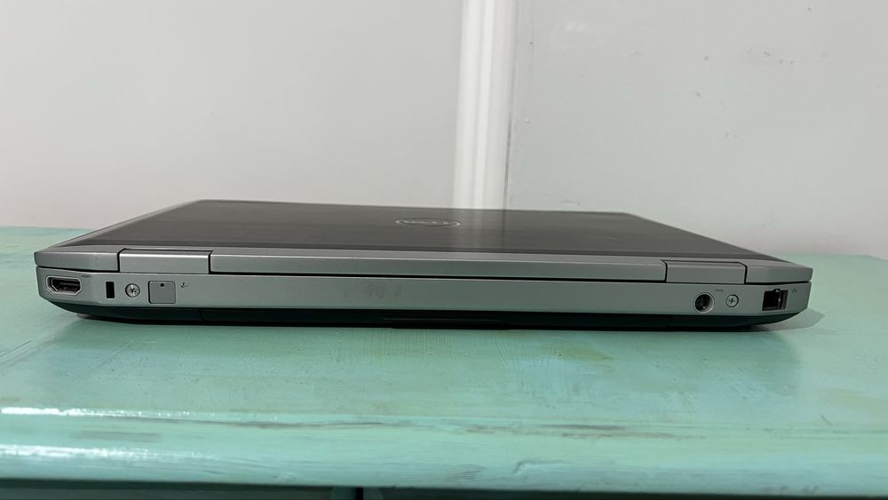 лаптоп DELL E6420
