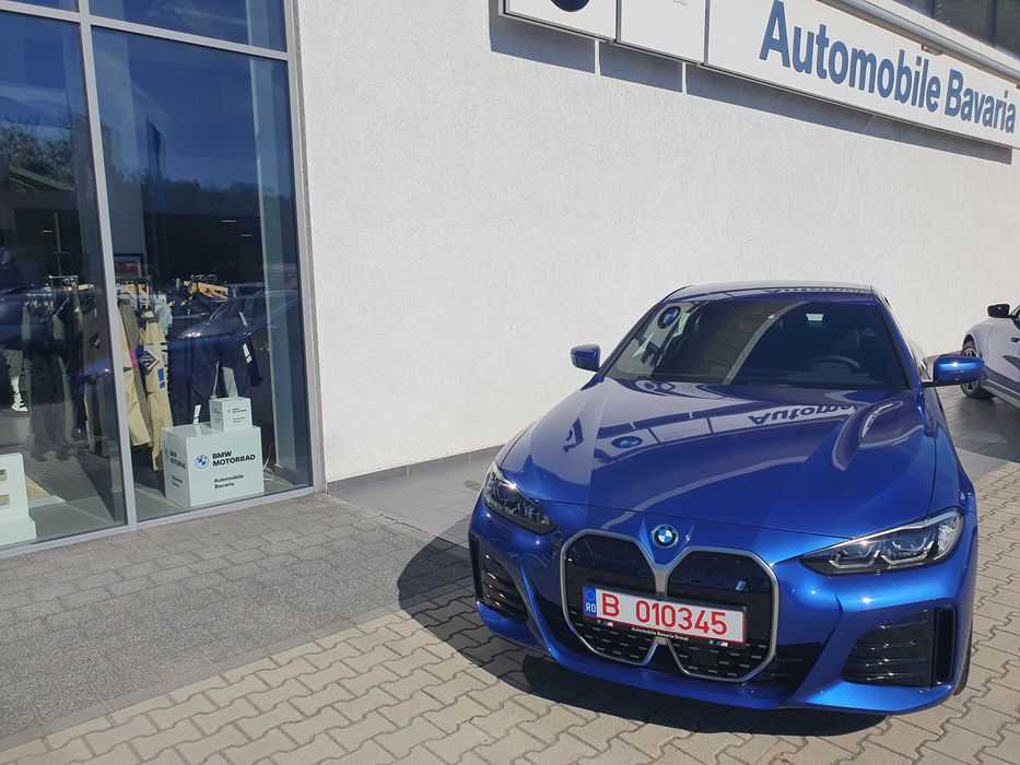 BMW i4