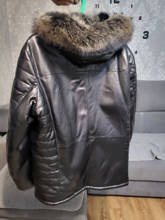 Продам мужскую куртку