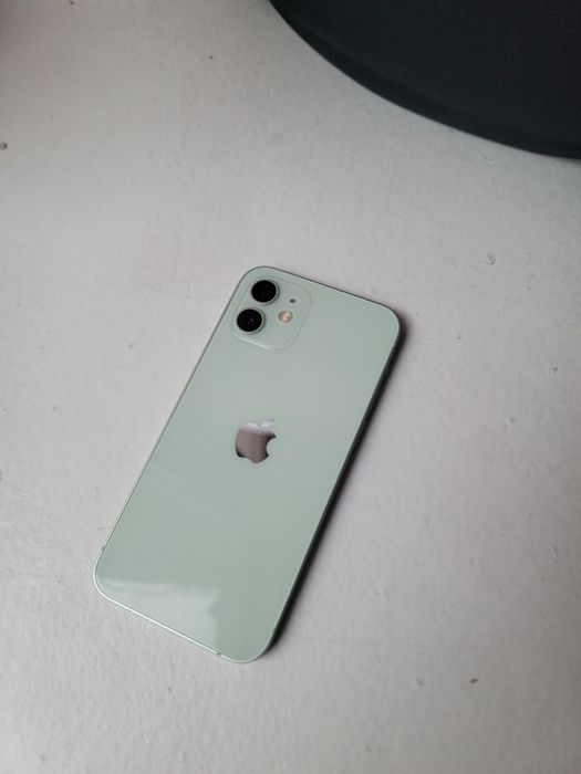 IPhone 12 идеал.